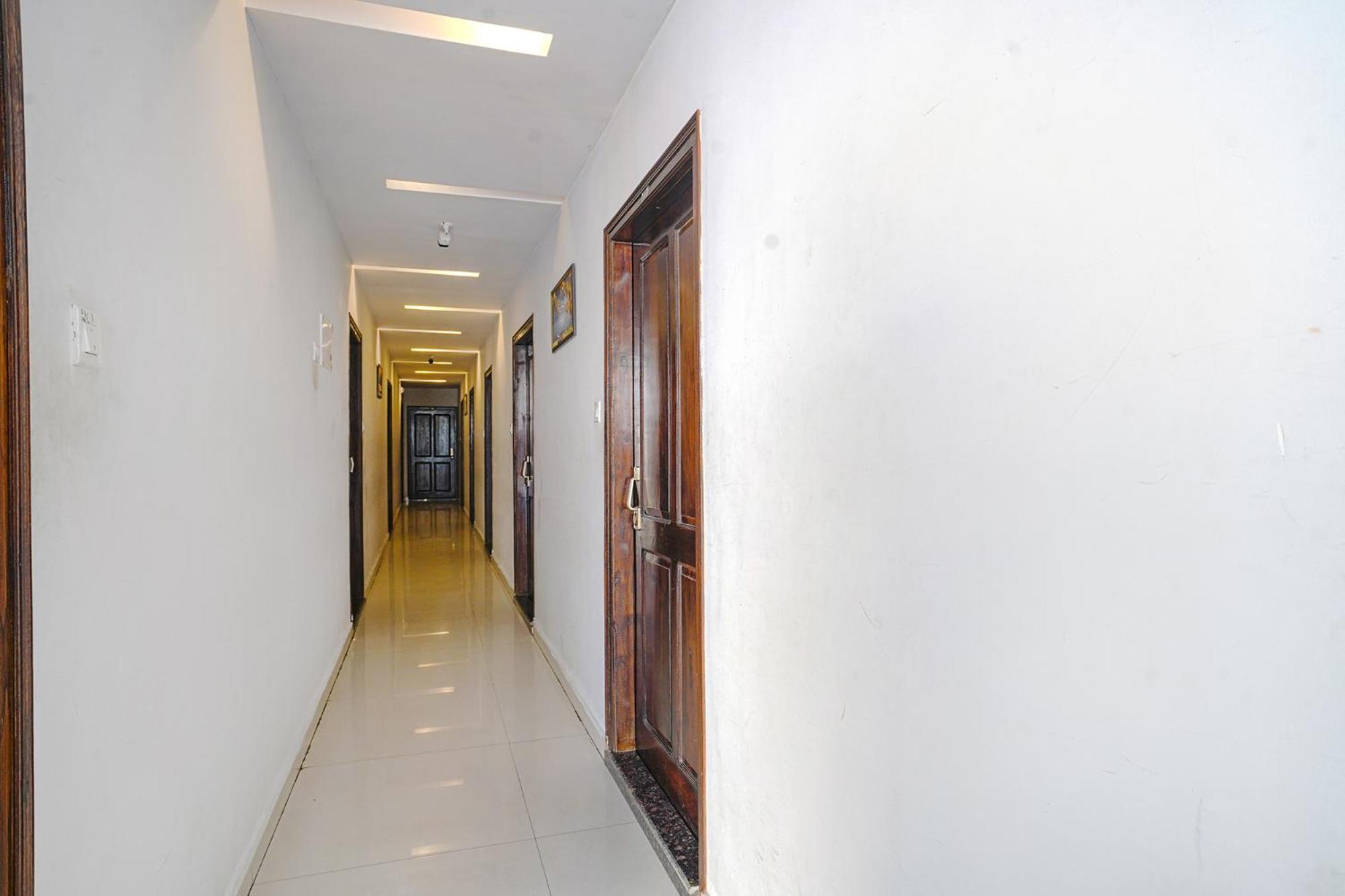 Fabhotel Hamsa The Right Choice - Nr Lanco Hills, Manikonda Hyderabad Exterior foto