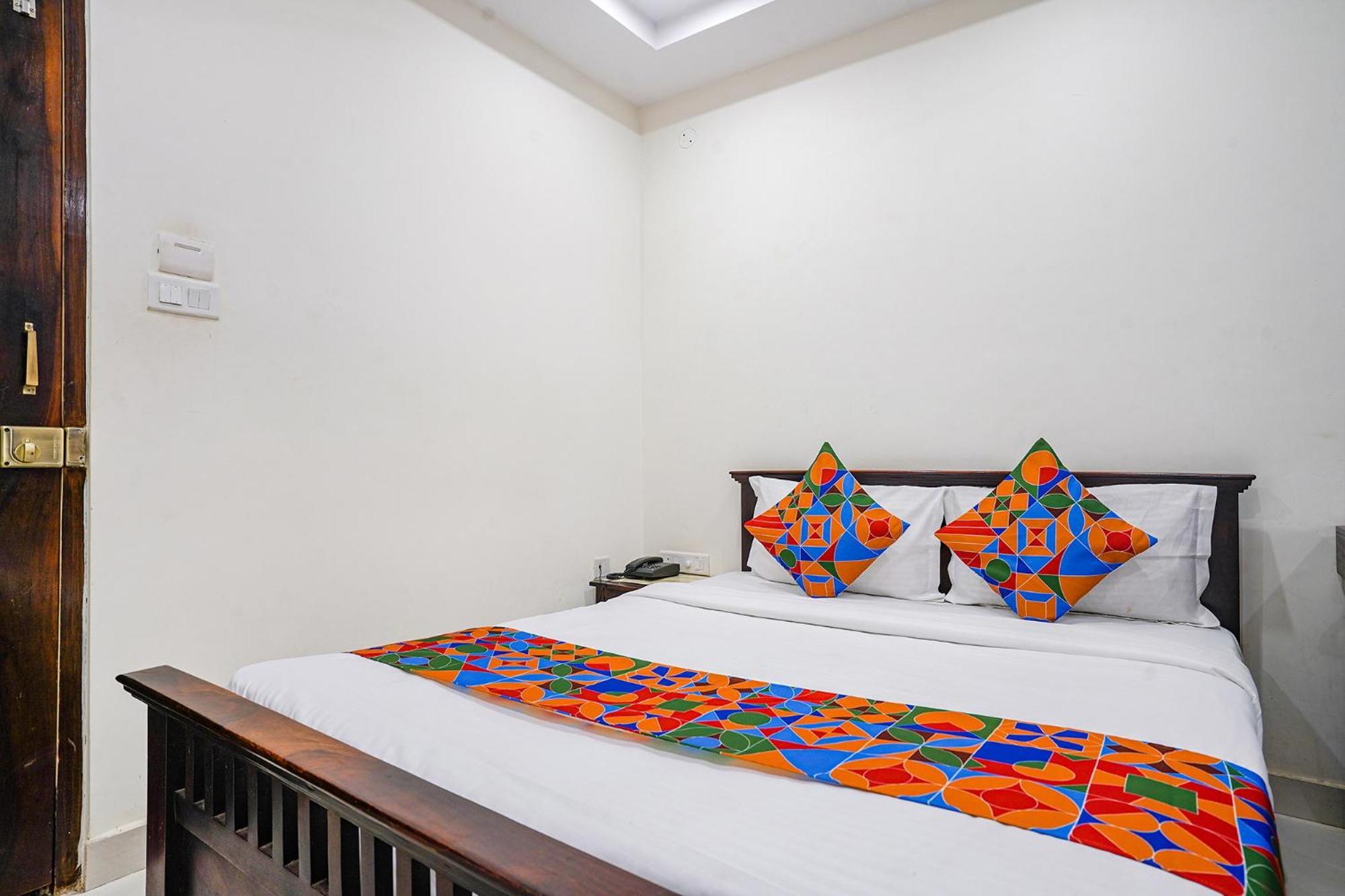 Fabhotel Hamsa The Right Choice - Nr Lanco Hills, Manikonda Hyderabad Exterior foto